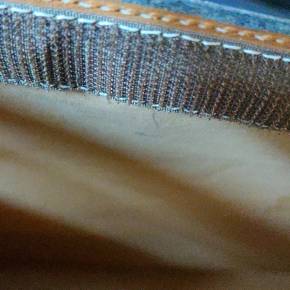 Vintage Gucci Clutch - Picture 6 of 8